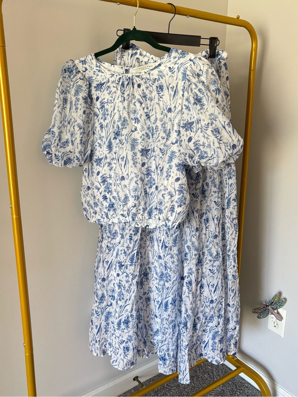White & Blue Floral Puff-Sleeve Two Piece Set